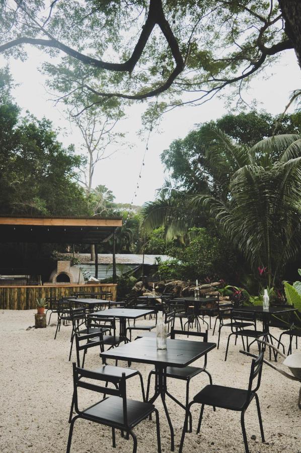 Lost Boyz Hostel Playa Santa Teresa  Bagian luar foto